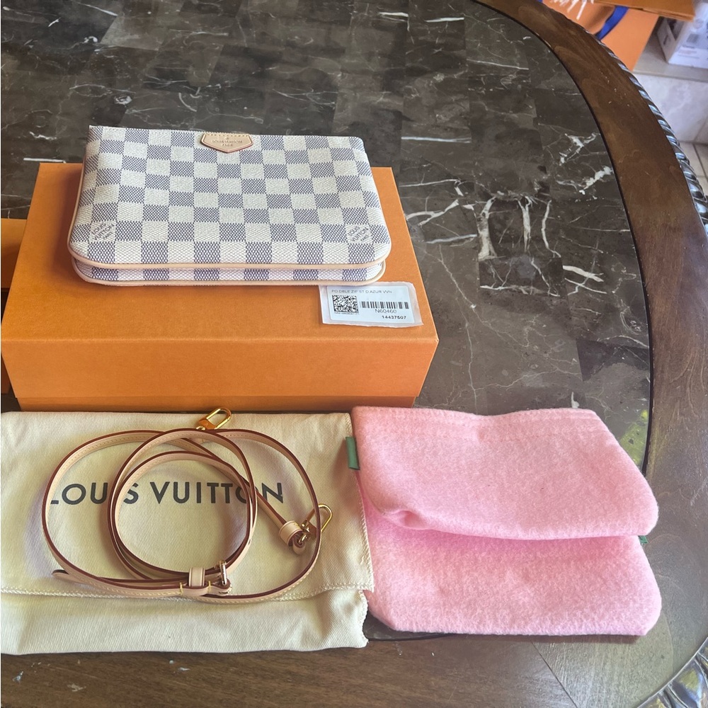 Louis Vuitton Damier azur double zip pochette $1,250